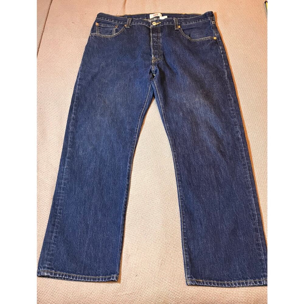 Levi's 501 Men's Classic Button Fly Dark Wash Blue Jeans 40x30 Straight Leg